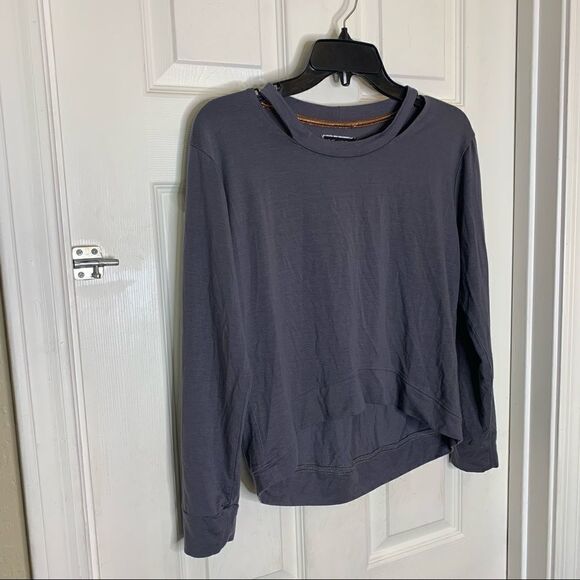 Lime and Vine Sweatshirt Gray Neck Cutouts Long Sleeve Loungewear Athleisure XS - Picture 3 of 8